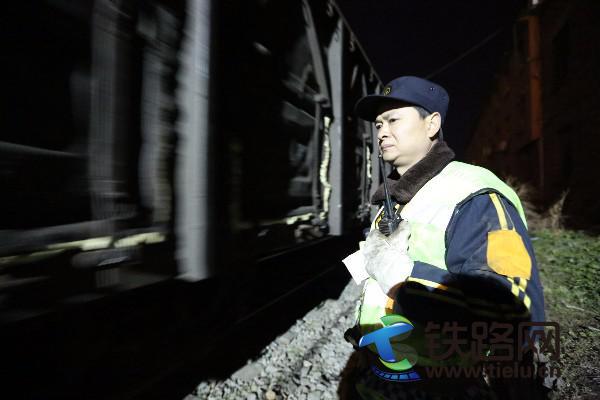 ���ڝ����B�m(x��)15��ֵ�س�Ϧҹ