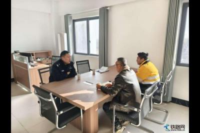 ���T(m��n)�F������(xi��n)·�շ��o(h��)ƽ�� �o(h��)�����\(y��n)�ؕ�ͨ