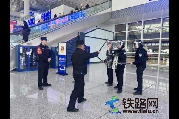 ���(y��ng)�F�����Ծ����(zh��n)�Z���� ȫ���o(h��)��ƽ�����\(y��n)