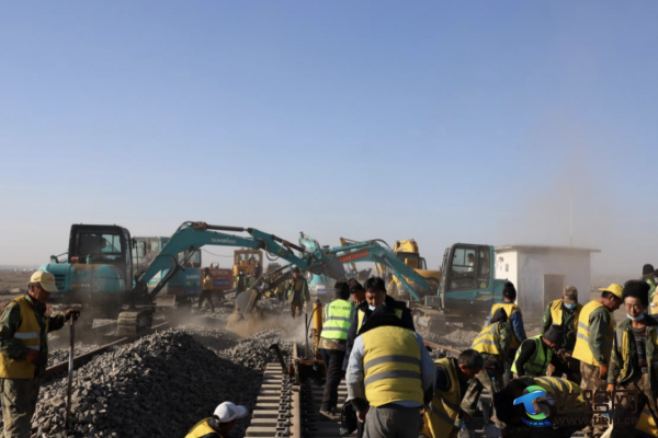 ���F��ʮһ�֞����F·�U(ku��)�ܸ����(xi��ng)Ŀ��܊�Rվ�ĈA�M��