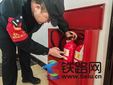 ��ɽ܇վ�ɳ����_չ���(xi��ng)�����z����(d��ng)ȫ�����o(h��)�ÿͳ���ƽ��