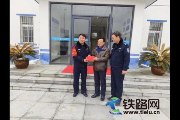 �S����ί����ί�_չ��ӭ�´����͜�ů�����}ο��(w��n)���(d��ng)