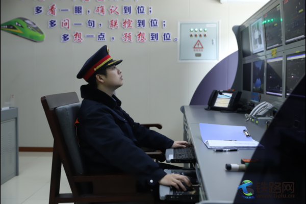 ��ͨ���}������С��Ĵ��\��ӛ