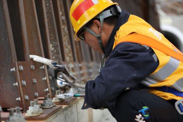 ��Խ�����c�𡱵ġ���·��������