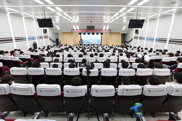 ����У�@����(ji��)ˮ���У���FԺ�e�е��Čá���(ji��)ˮ���(d��ng)��