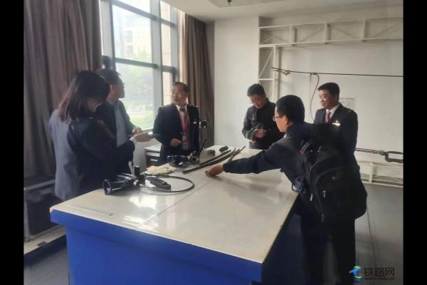 ��FԺ���F���̌W(xu��)Ժ����h�����F·�I(y��)����Ӗ(x��n)���κ�