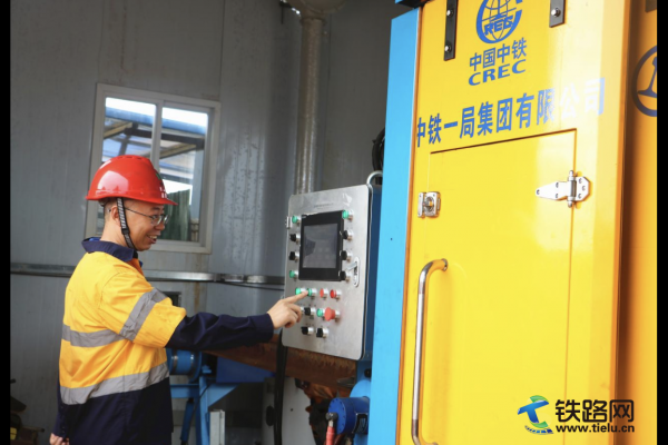 �����חl���ܻ���܉���a(ch��n)���ڎ׃�(n��i)���R���F·��ʽͶ�a(ch��n)